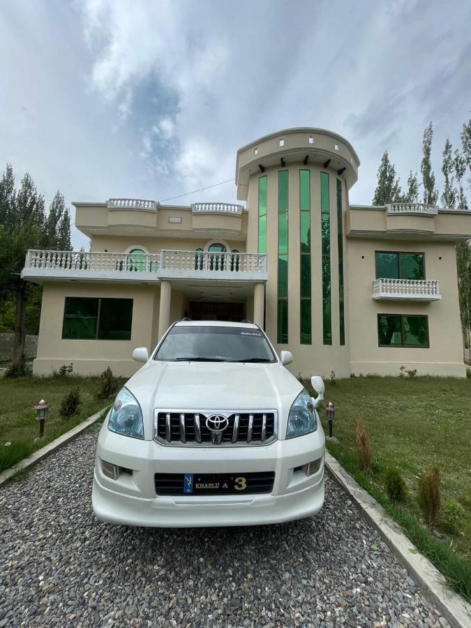 Skardu Saraye Hotel & Resort Kültér fotó