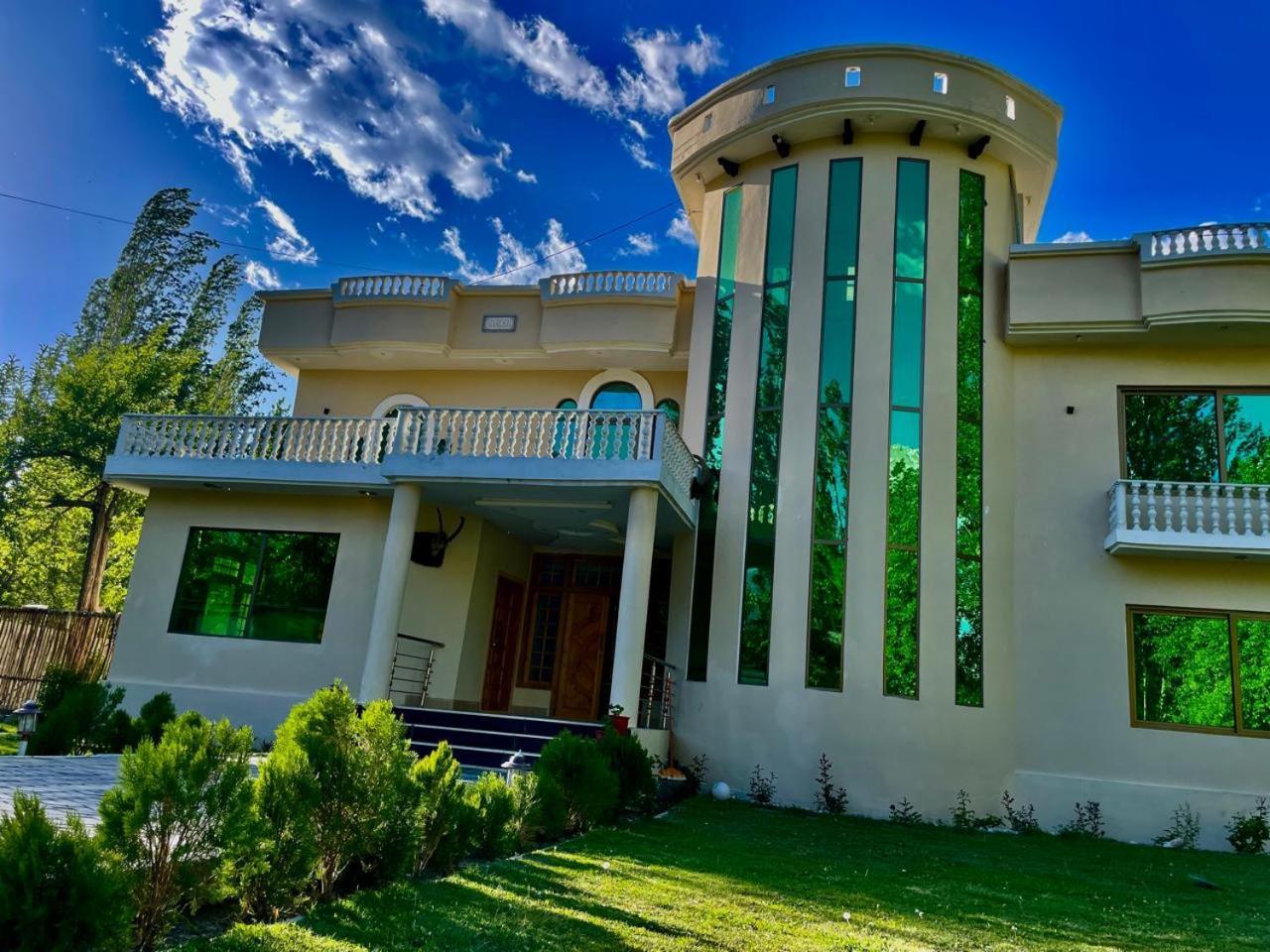 Skardu Saraye Hotel & Resort Kültér fotó